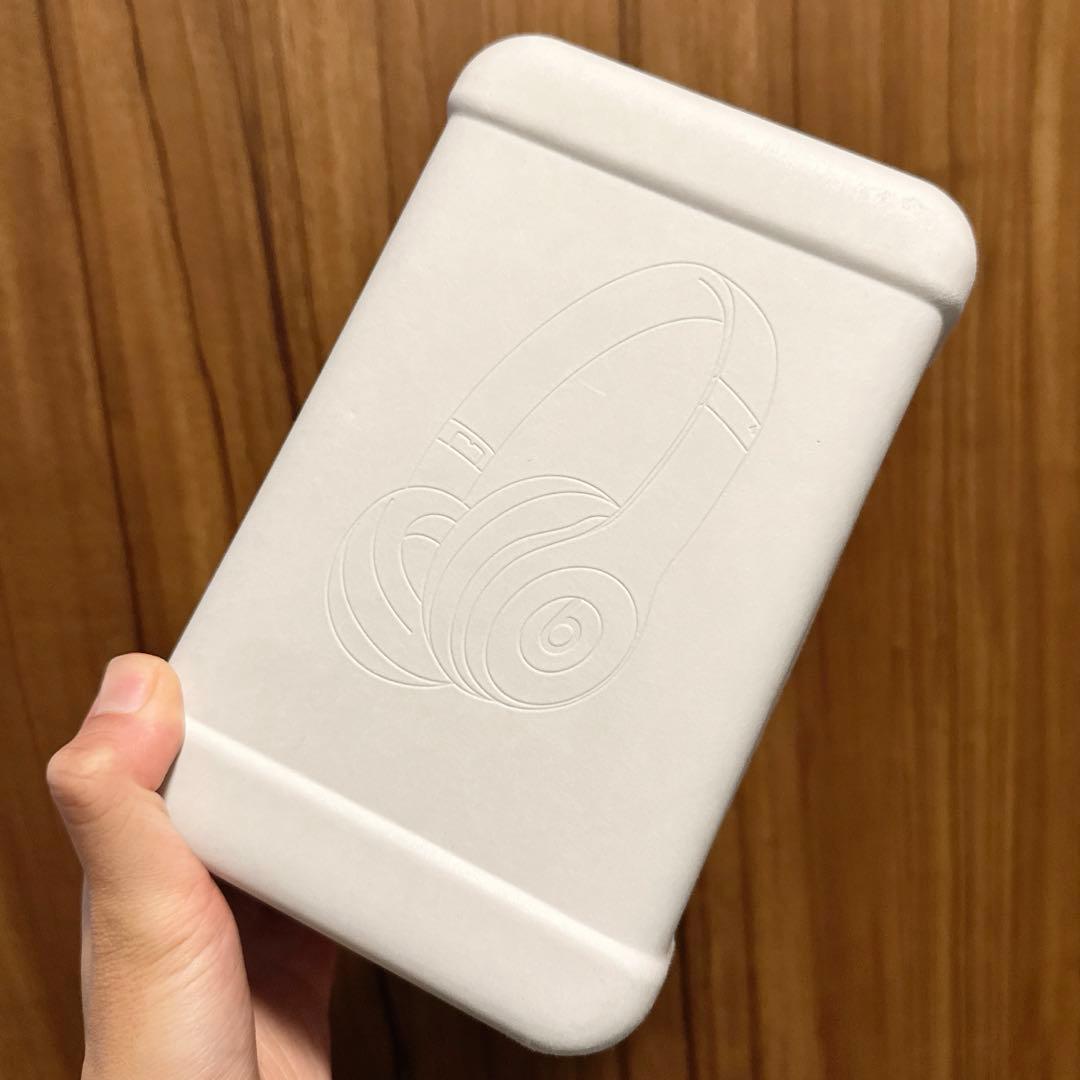 Beats Solo 4 ワイヤレス オンイヤーヘッドフォン Bluetooth