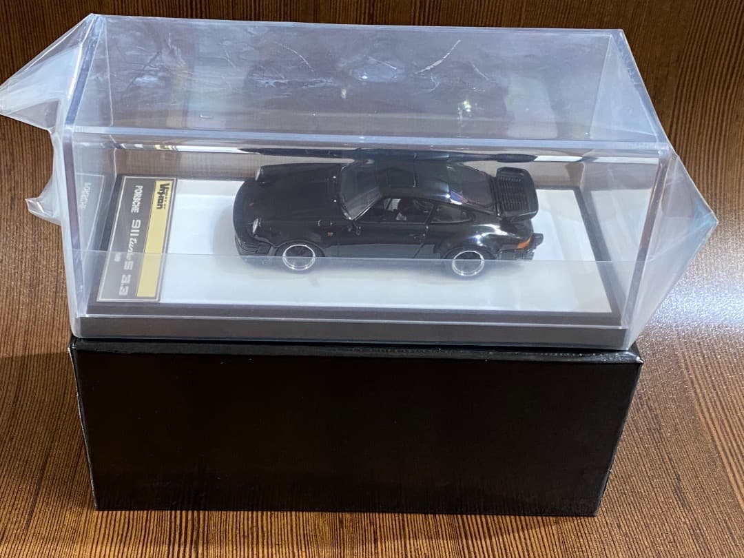 【新品同様】ミニカー ポルシェ 930ターボS 3.3 1989年式 1/43