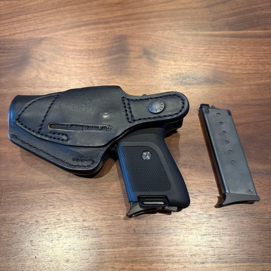 KSC P230jp HW(予備マガジン・ホルスター付き)