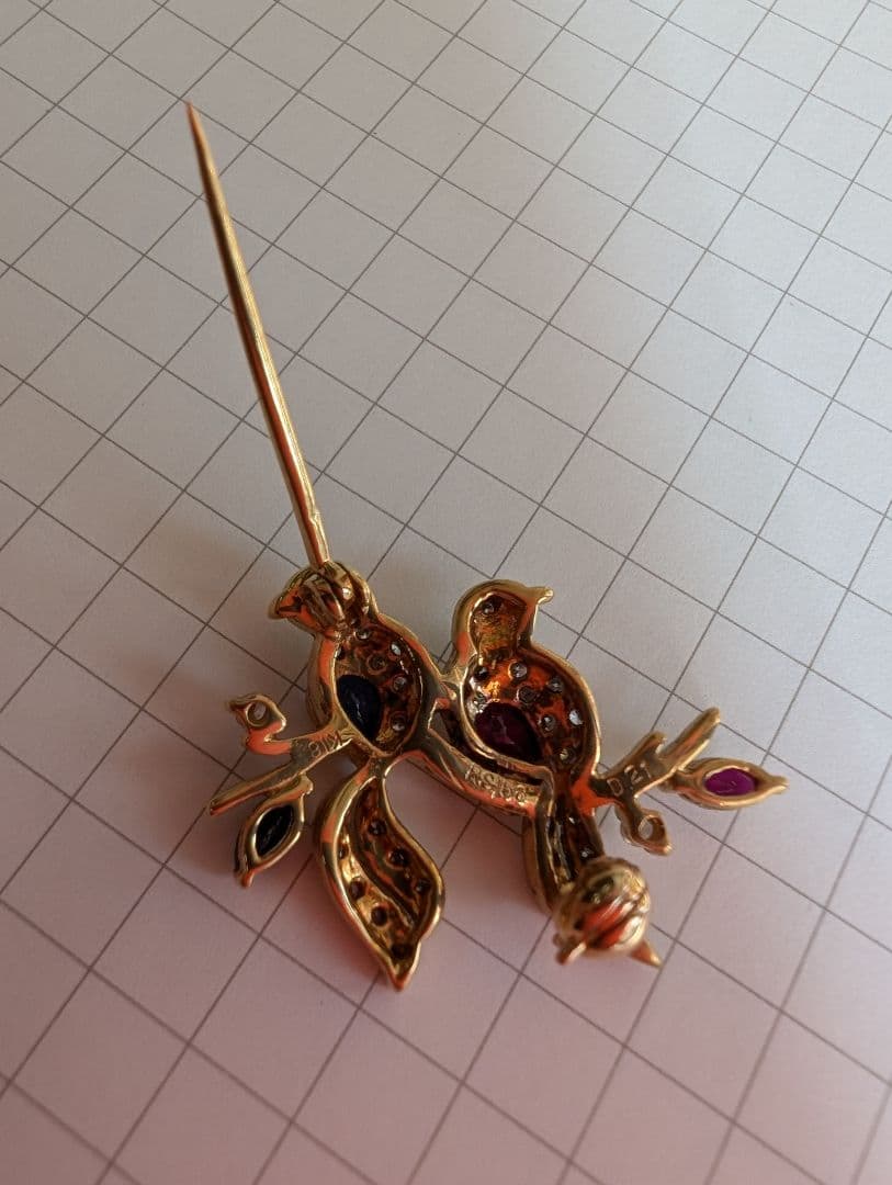 Ｋ１８ 鳥さんブローチ