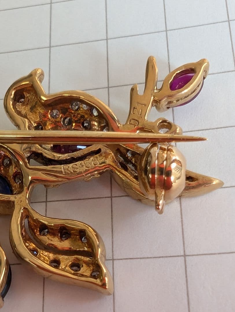 Ｋ１８ 鳥さんブローチ