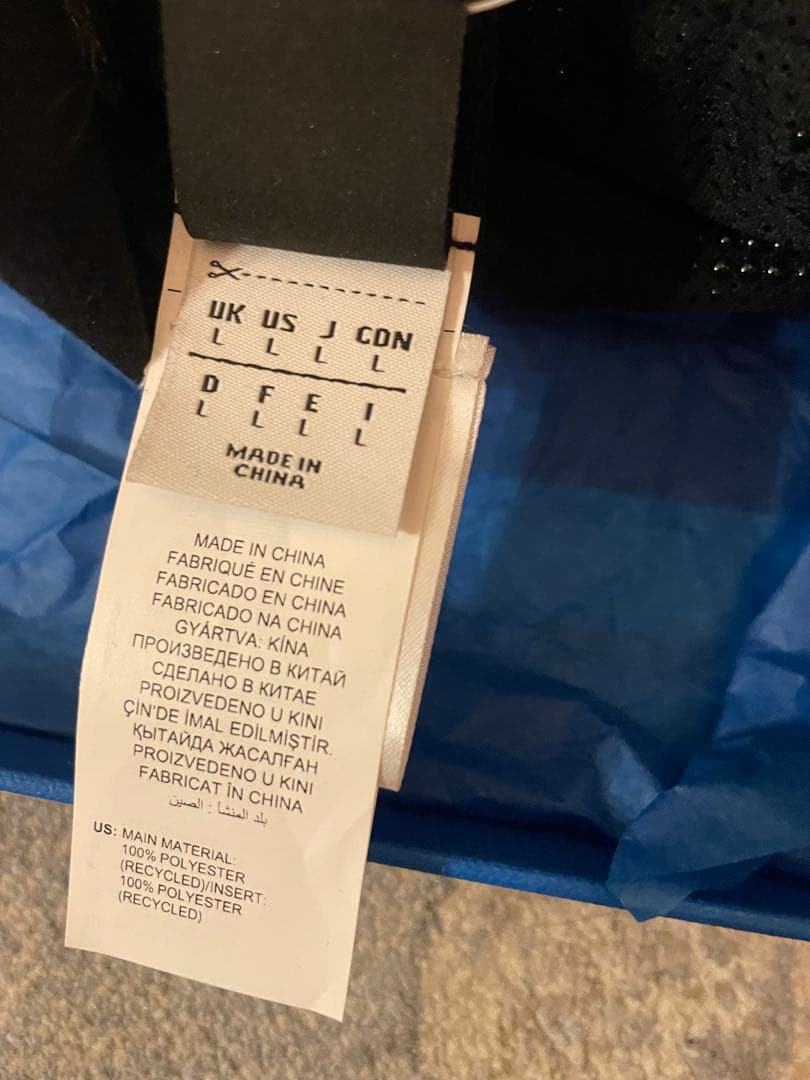 BALENCIAGA Adidas 手袋　正規品新品