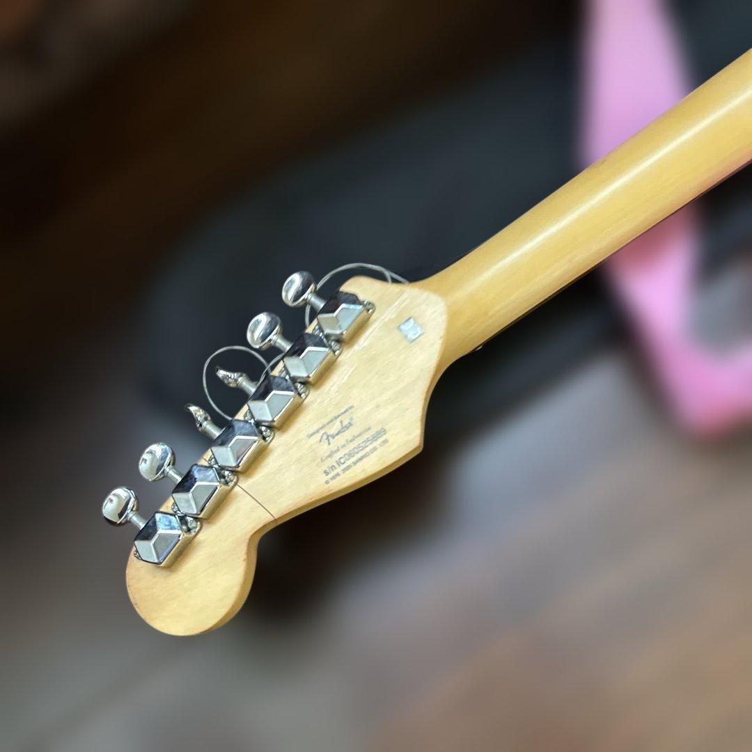 スクワイヤー Hello Kitty エレキギター