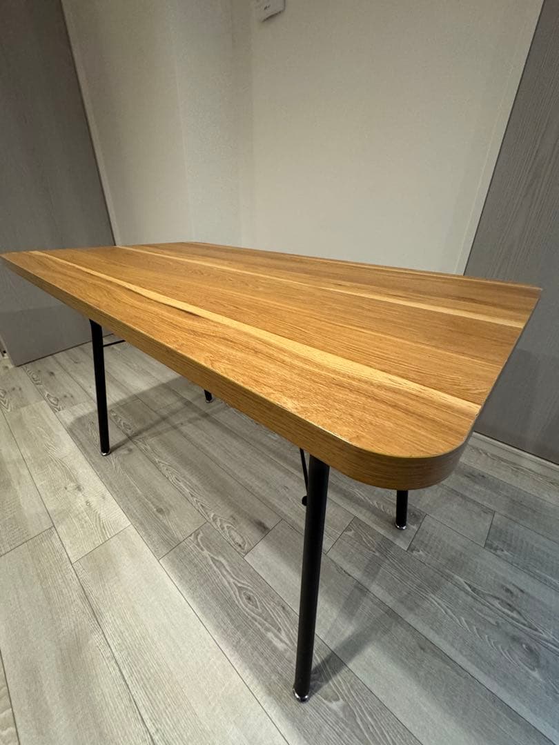 ダイニングテーブル　木目　角丸