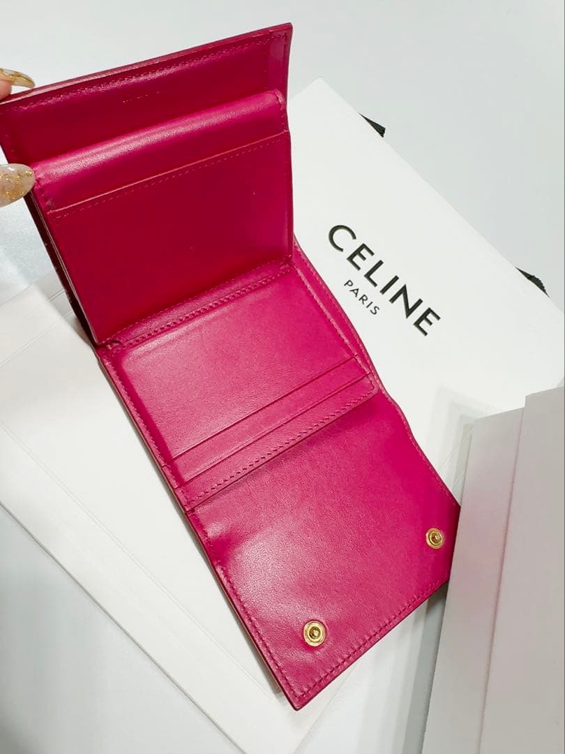 ピ*ピ様 【CELINE 】セリーヌ スモールトリフォールドウォレット 財布