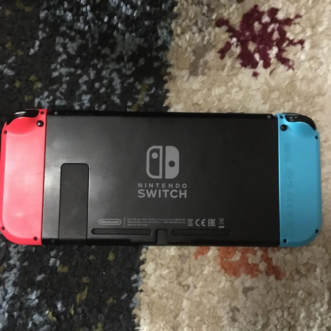 Nintendo Switch 本体 青と赤 充電器付き