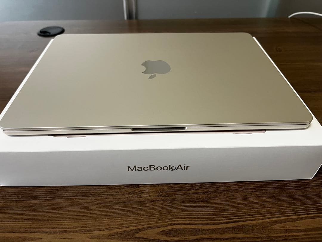極美品早い者勝ち❗️MacBook air M3 メーカー保証1年有り❗️
