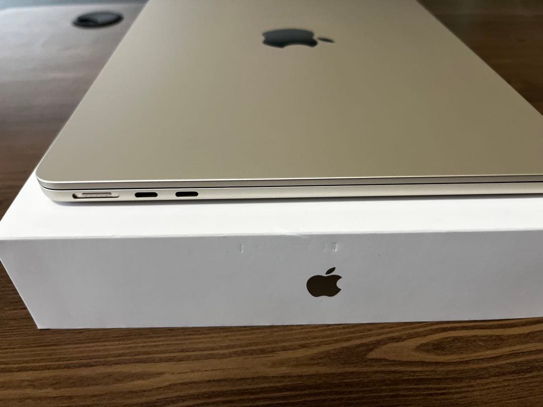 極美品早い者勝ち❗️MacBook air M3 メーカー保証1年有り❗️