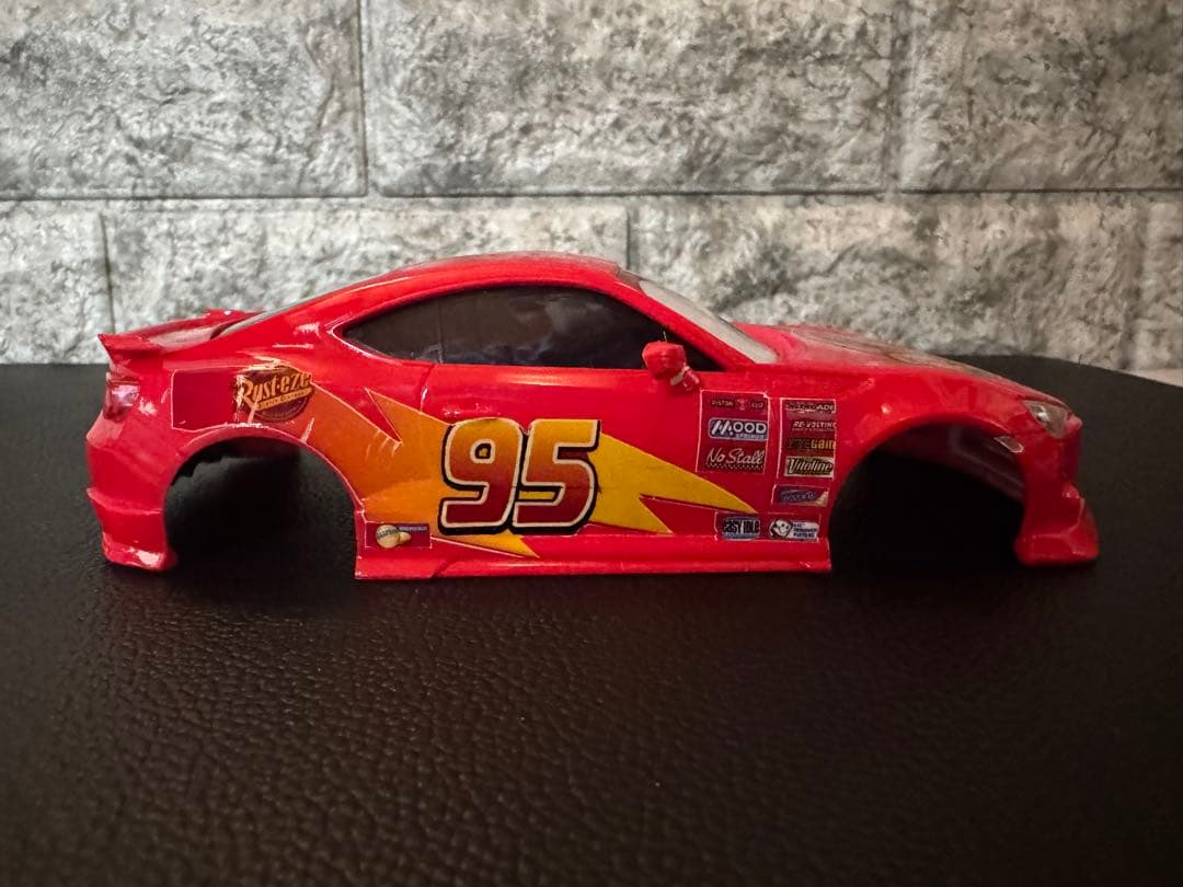 ミニッツ　ライトニング・マックィーン風　ボディ　2台セット　 自作品