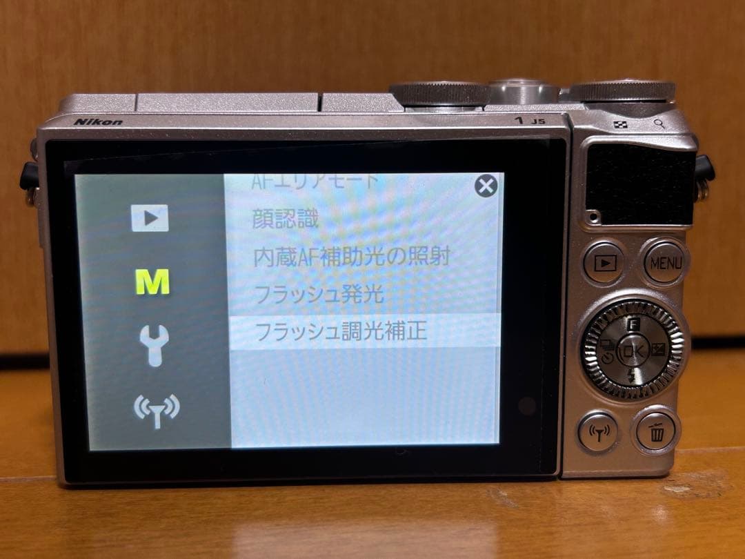 Nikon 1 J5 ボディ