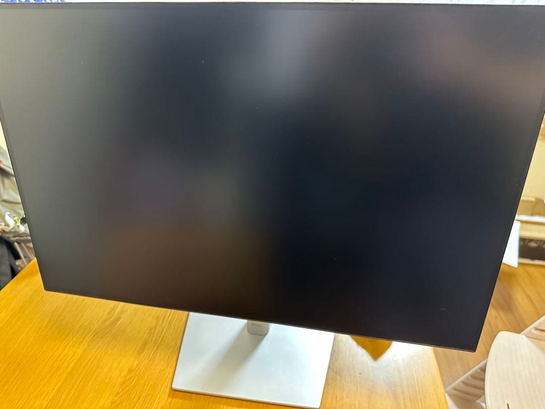 DELL U2421E 24.1インチ 16:10 IPS非光沢