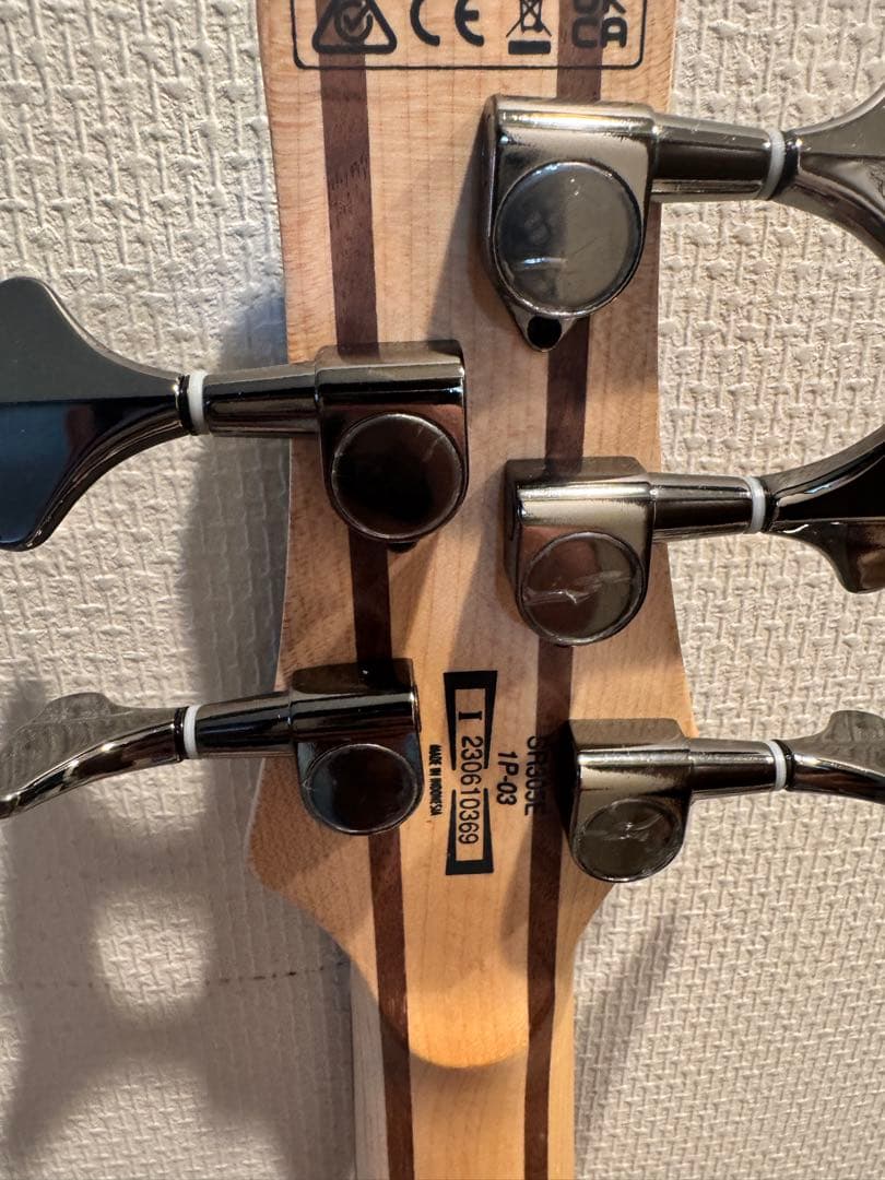 Ibanez sr305E CUB/5弦エレキベース