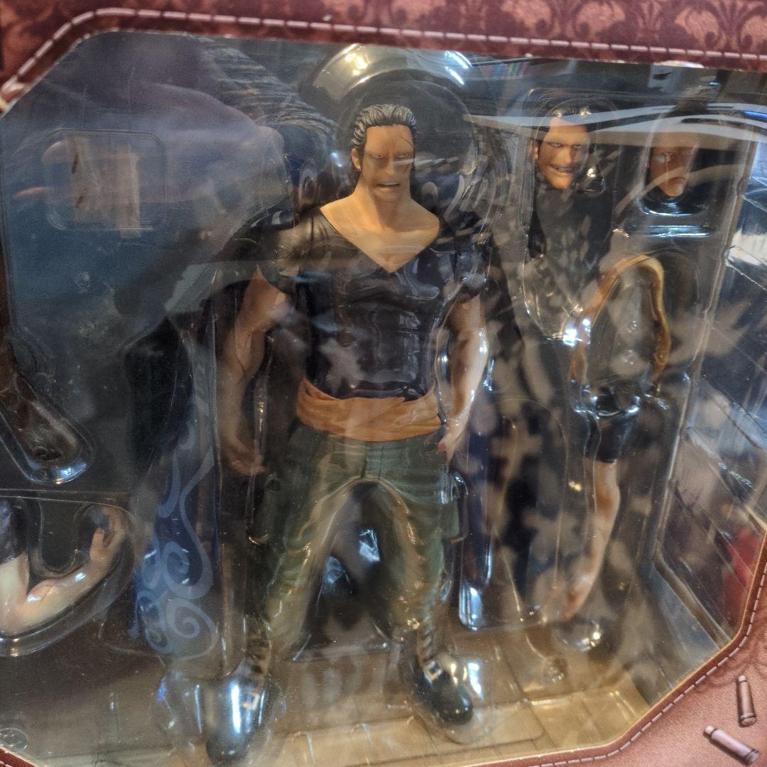 ワンピース POP フィギュア シャンクス ベンベックマン スモーカー たしぎ