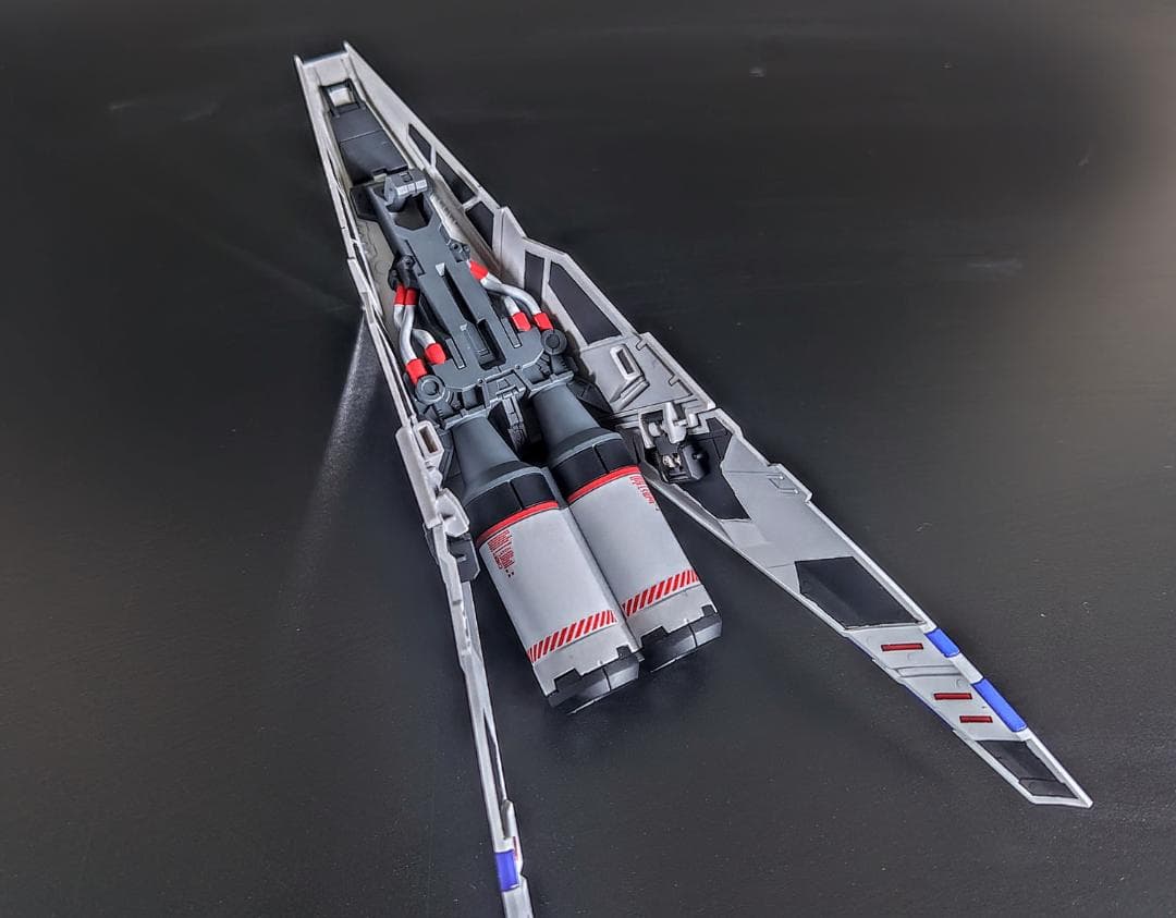 RG hi-νガンダム　全塗装　完成品　ハイパー・メガ・バズーカ・ランチャー