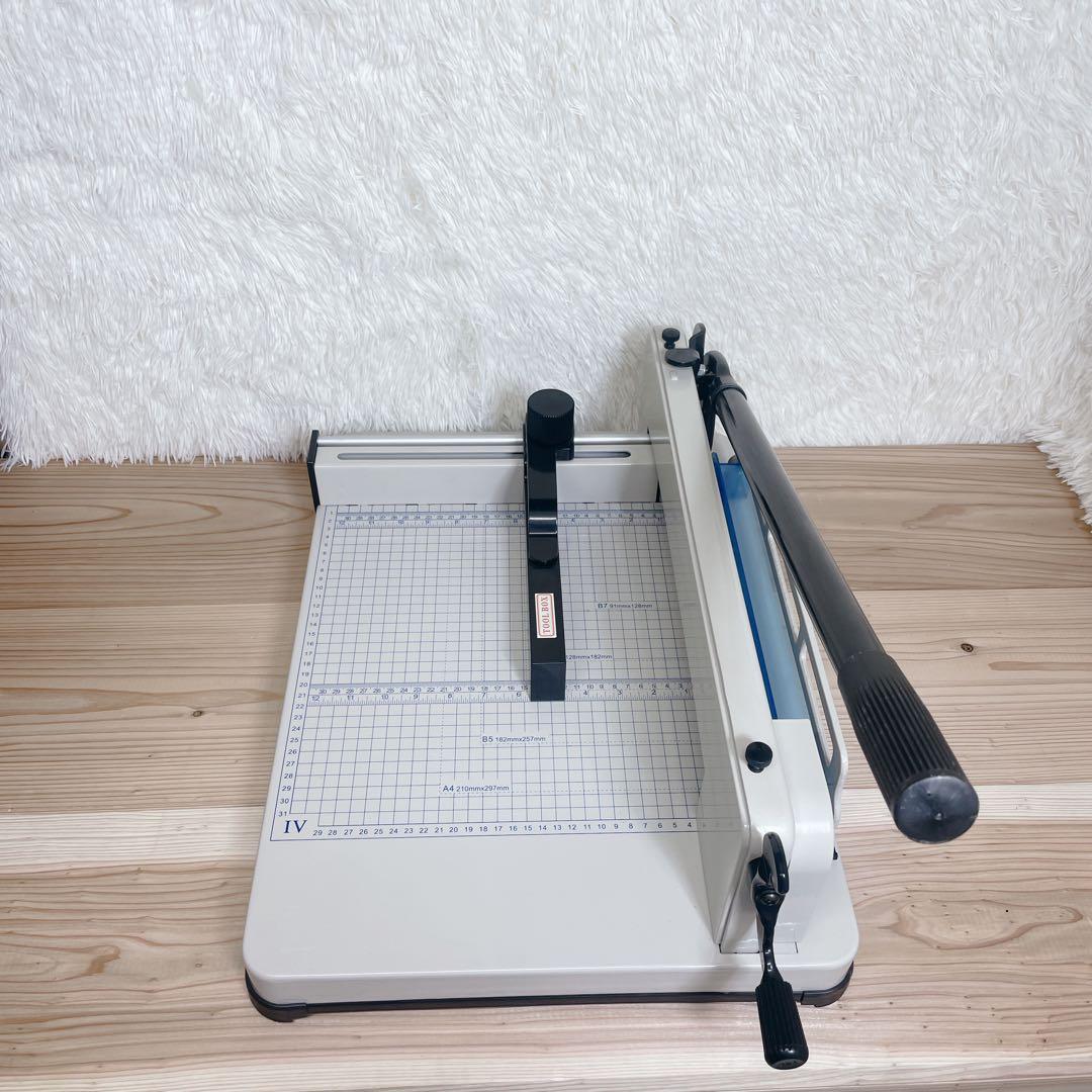 【中古】 大型 裁断機 ペーパーカッター 業務用