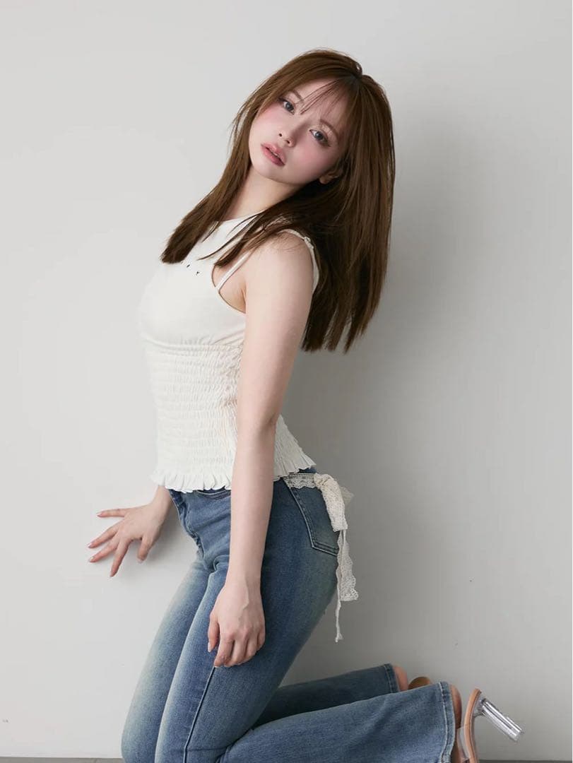 トップス andmary Ami shirring logo tops white