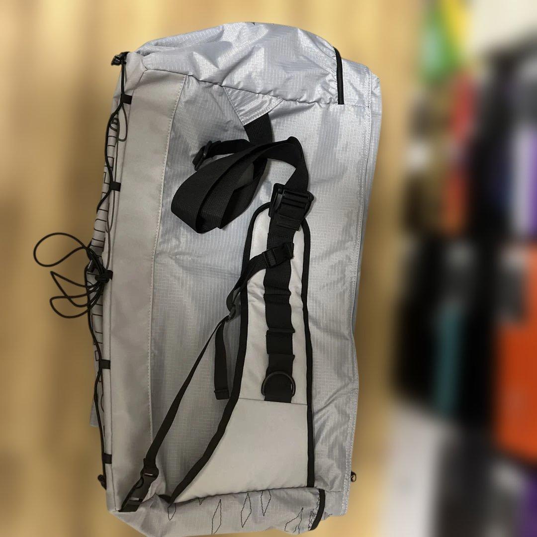 スケートボード TIGHTBOOTH x SauRas Being MESSENGER BAG