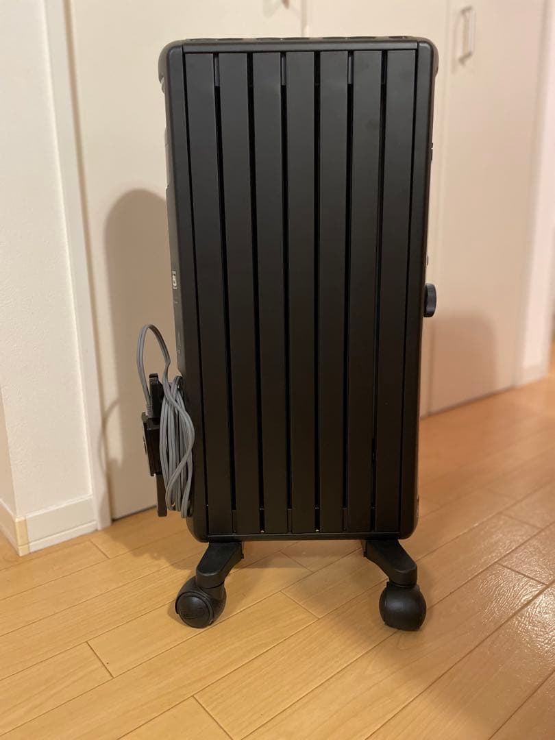 美品デロンギ 【ゼロ風暖房】マルチダイナミックヒーター 黒MDH09-PB