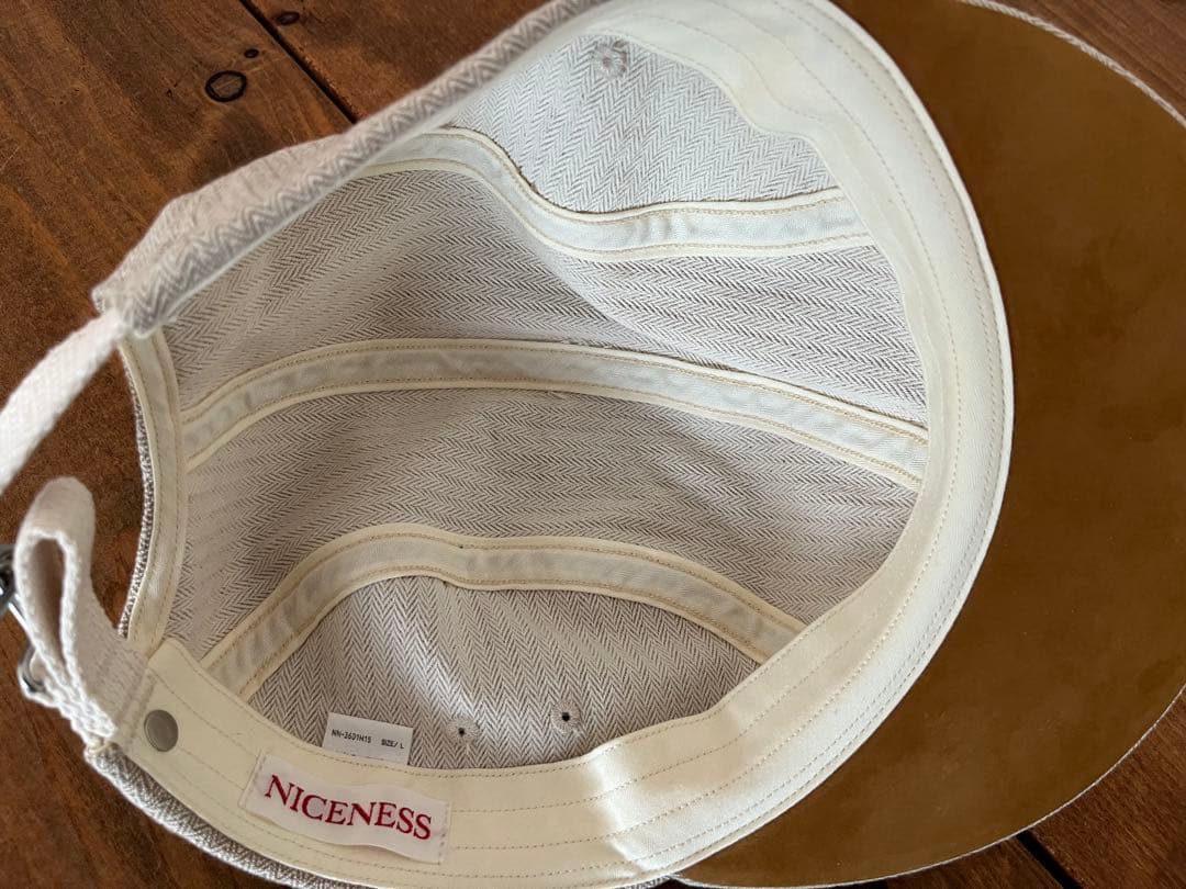 NICENESS ベージュ ヘリンボーンキャップ