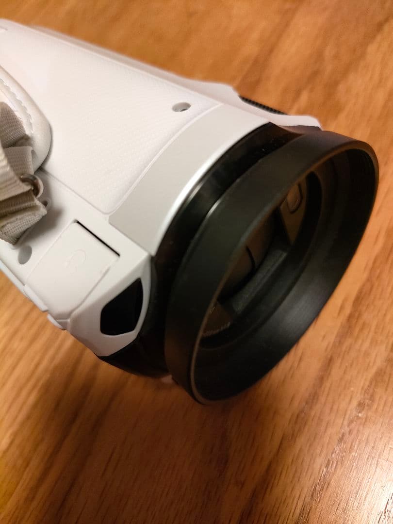 Panasonic VX992MS 4Kビデオカメラと予備バッテリー