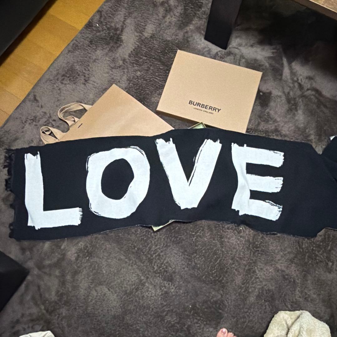 BURBERRY ロゴ入り マフラー ブラック/ホワイト