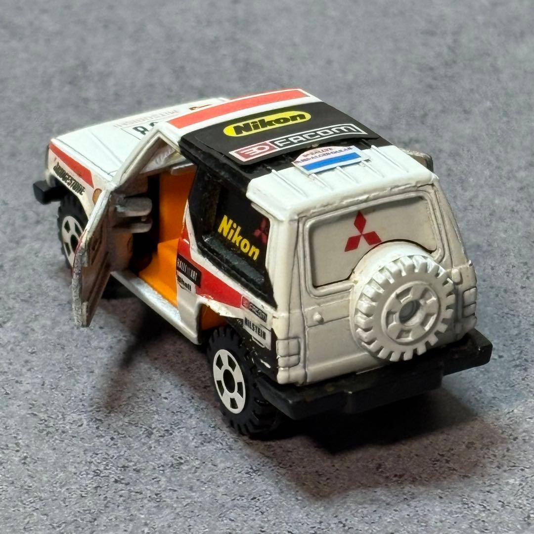 トミカ69三菱パジェロ 三菱自販特注 日本製