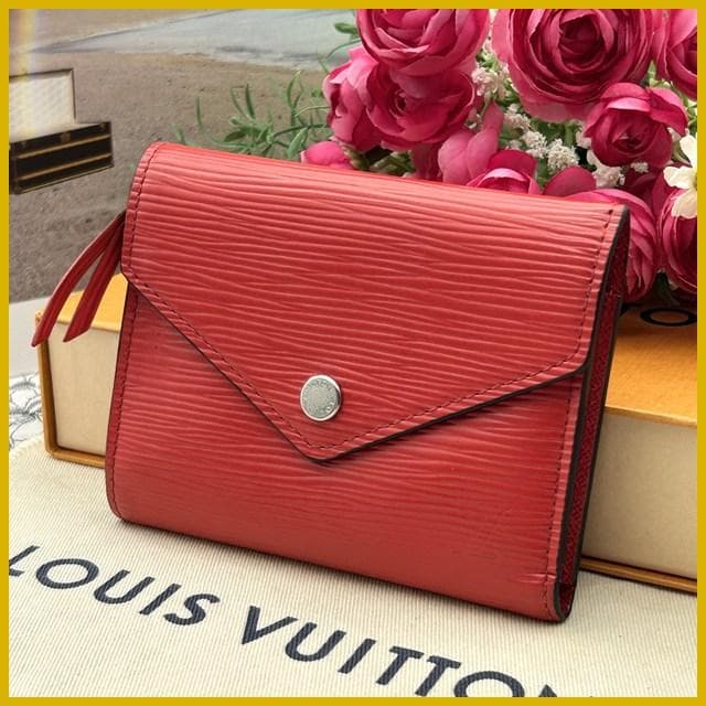 ★極美品★　ルイヴィトン　 エピ　ポルトフォイユ　ヴィクトリーヌ　折財布