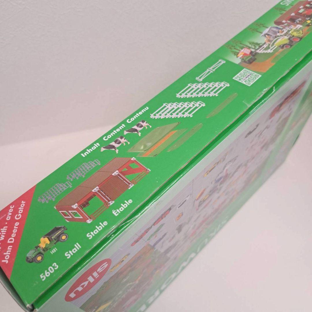 SIKU WORLD ジクワールド 5603 農場　ボーネルンド　ミニカー　動物