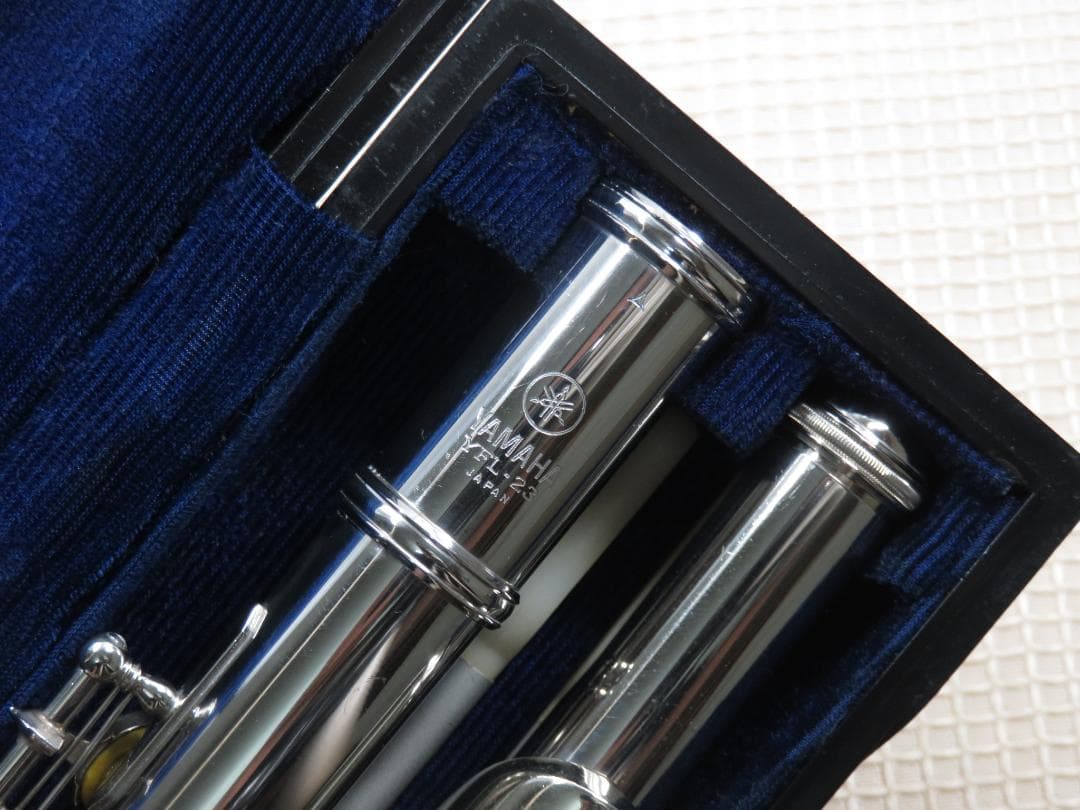 全タンポ＆ヘッド・コルク交換済　フルート　YAMAHA　YFL-23　Eメカ付き