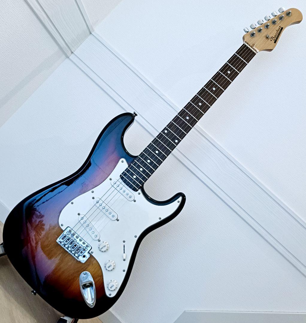 【メンテ済み】Bacchus ストラトキャスター エレキギター 本体