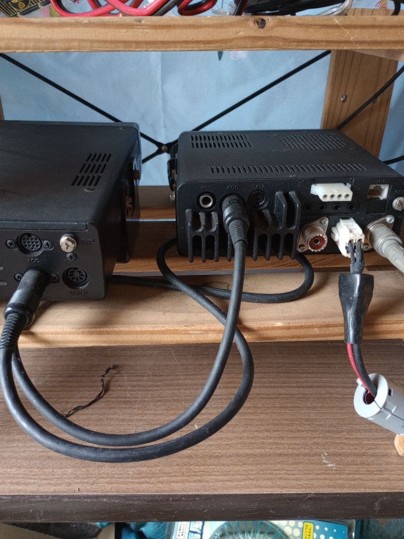 ICOM IC-7000 100ワット機　AT180セット