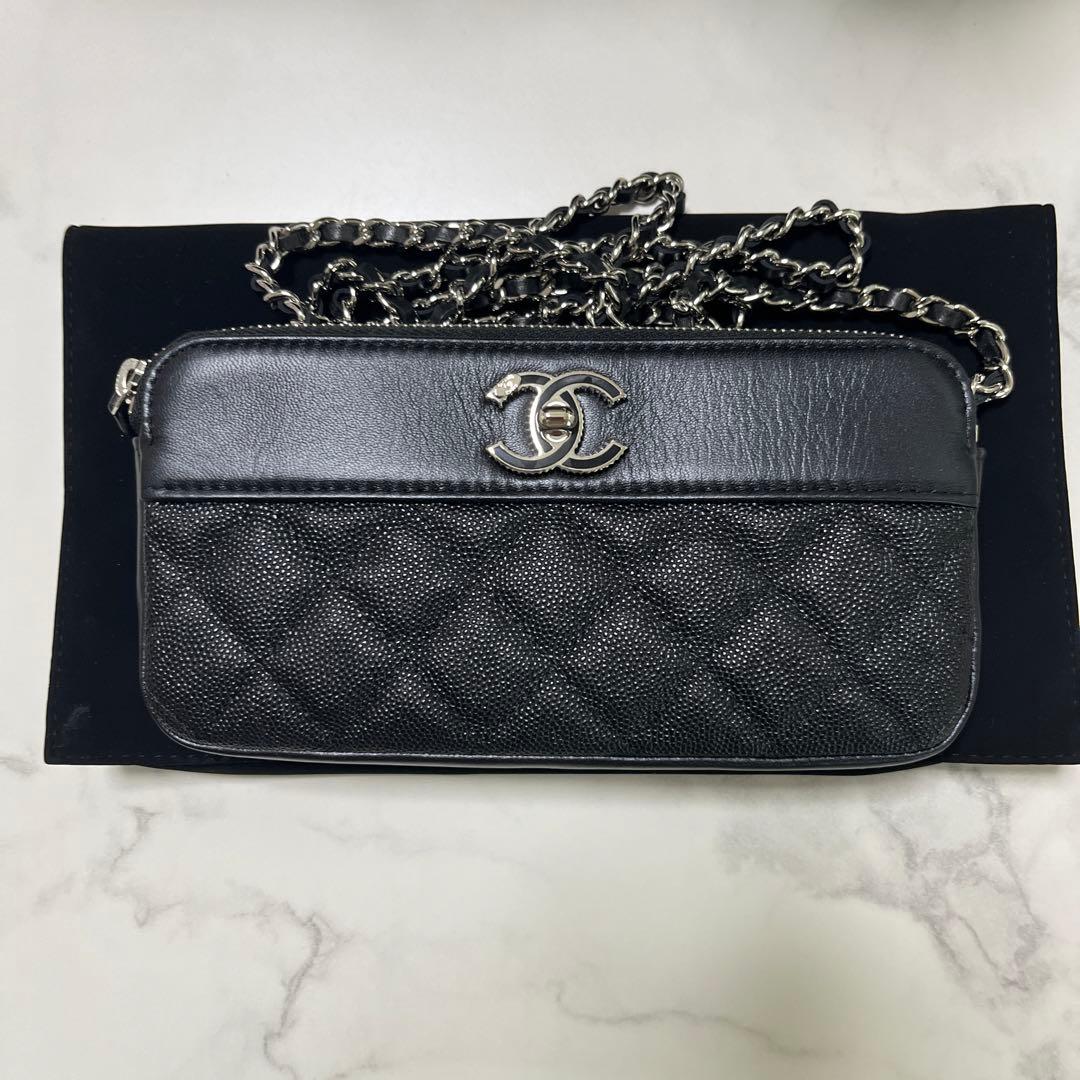 R　CHANEL チェーンウオレットキャビアスキン　ブラック