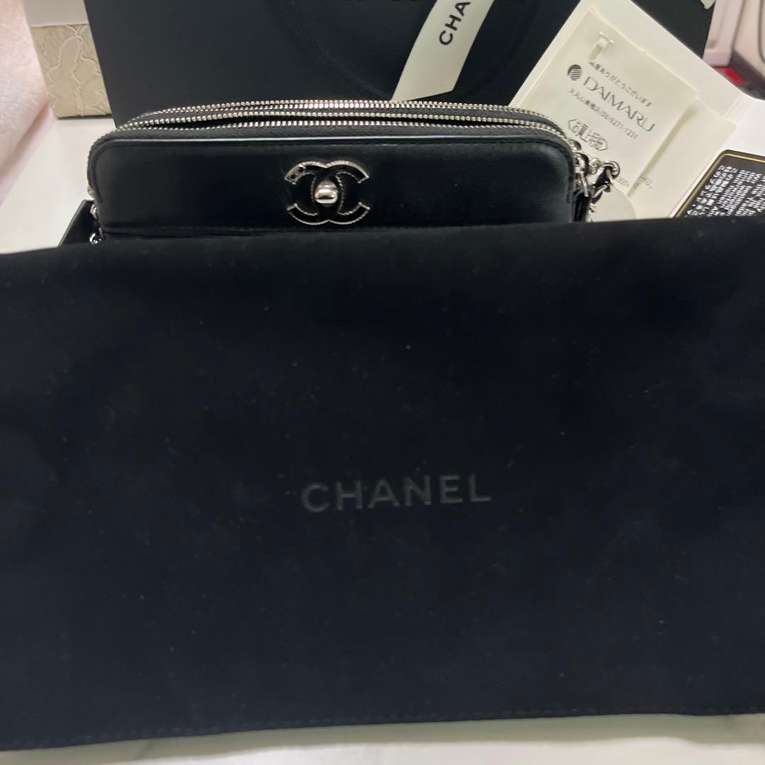 R　CHANEL チェーンウオレットキャビアスキン　ブラック