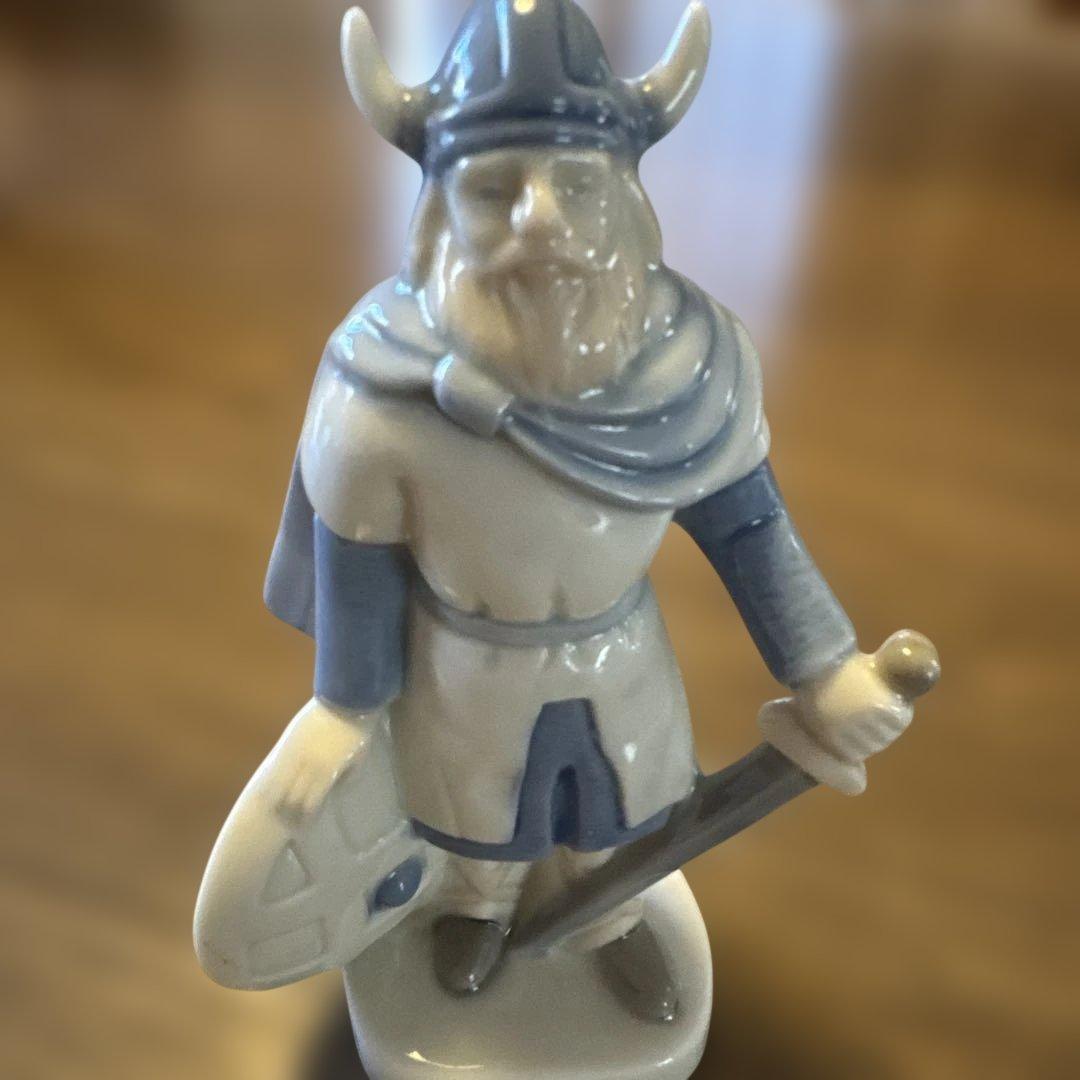 ロイヤルコペンハーゲン 置物 バイキング&白熊