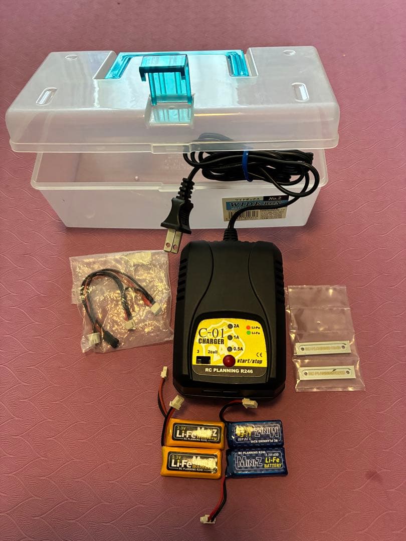 京商ミニッツ旧タイプ、ASC、充電器、バッテリー、交換用パーツなど