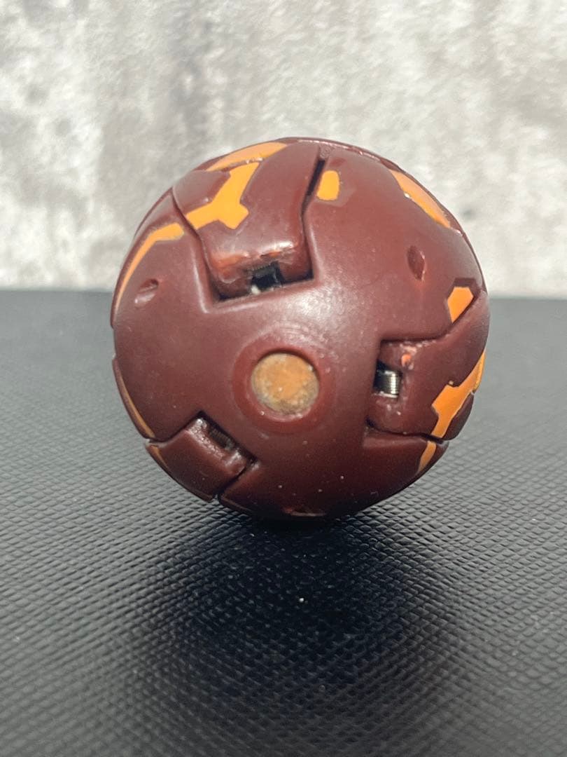 初期爆丸 ジャガーノート　土属性　希少