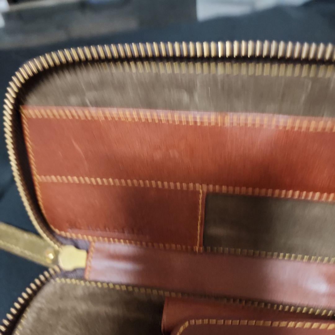 バハギアラウンドジップペンケース プエブロレザー