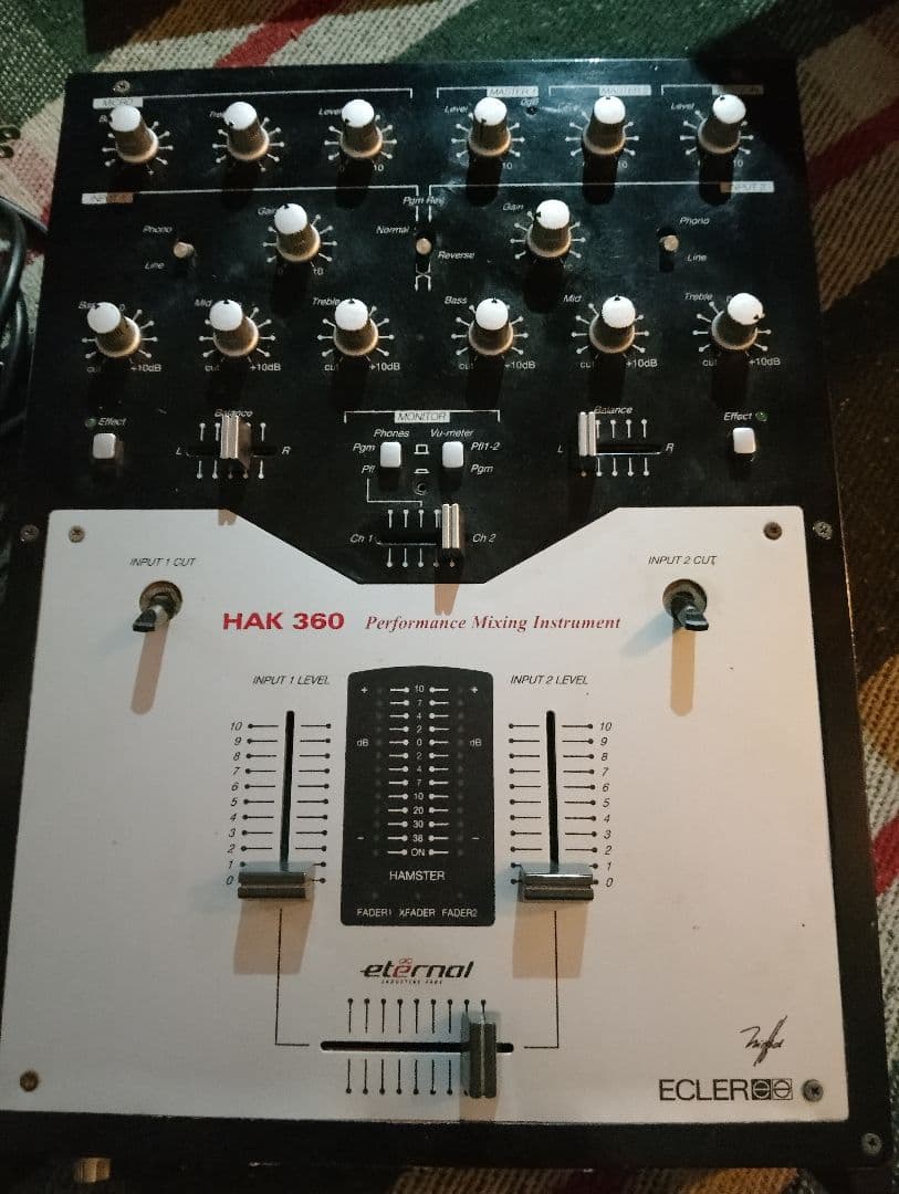 ECLER HAK 360 DJミキサー