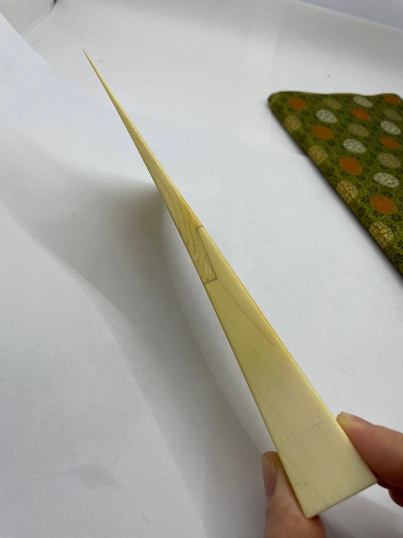 天然素材　バチ　重さ約　111g