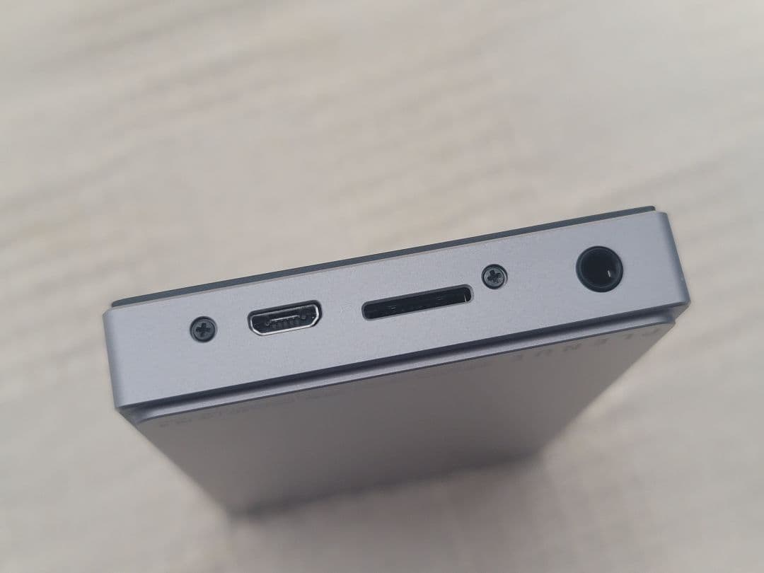 [美品] PLENUE M PM-64G-SL (64GB) : COWON