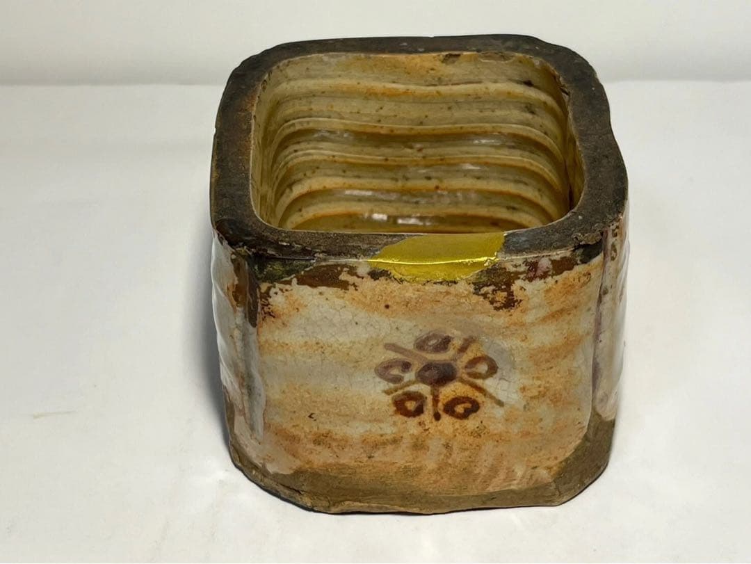 金継ぎ　お猪口　盃　茶碗