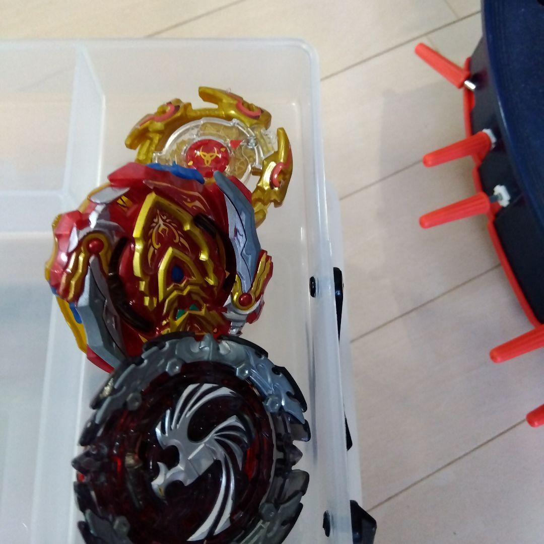 ベイブレード　こま