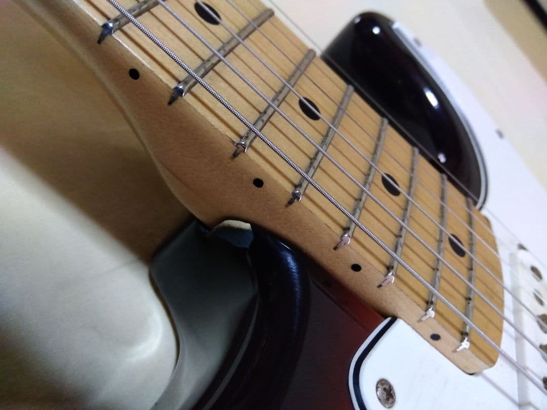 Fender Japan ストラトキャスター サンバースト ギグバッグ付き