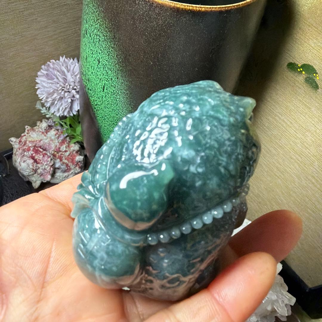 本翡翠、氷藍水開運、金運、福祈り、御守り銭蛙、金蟾