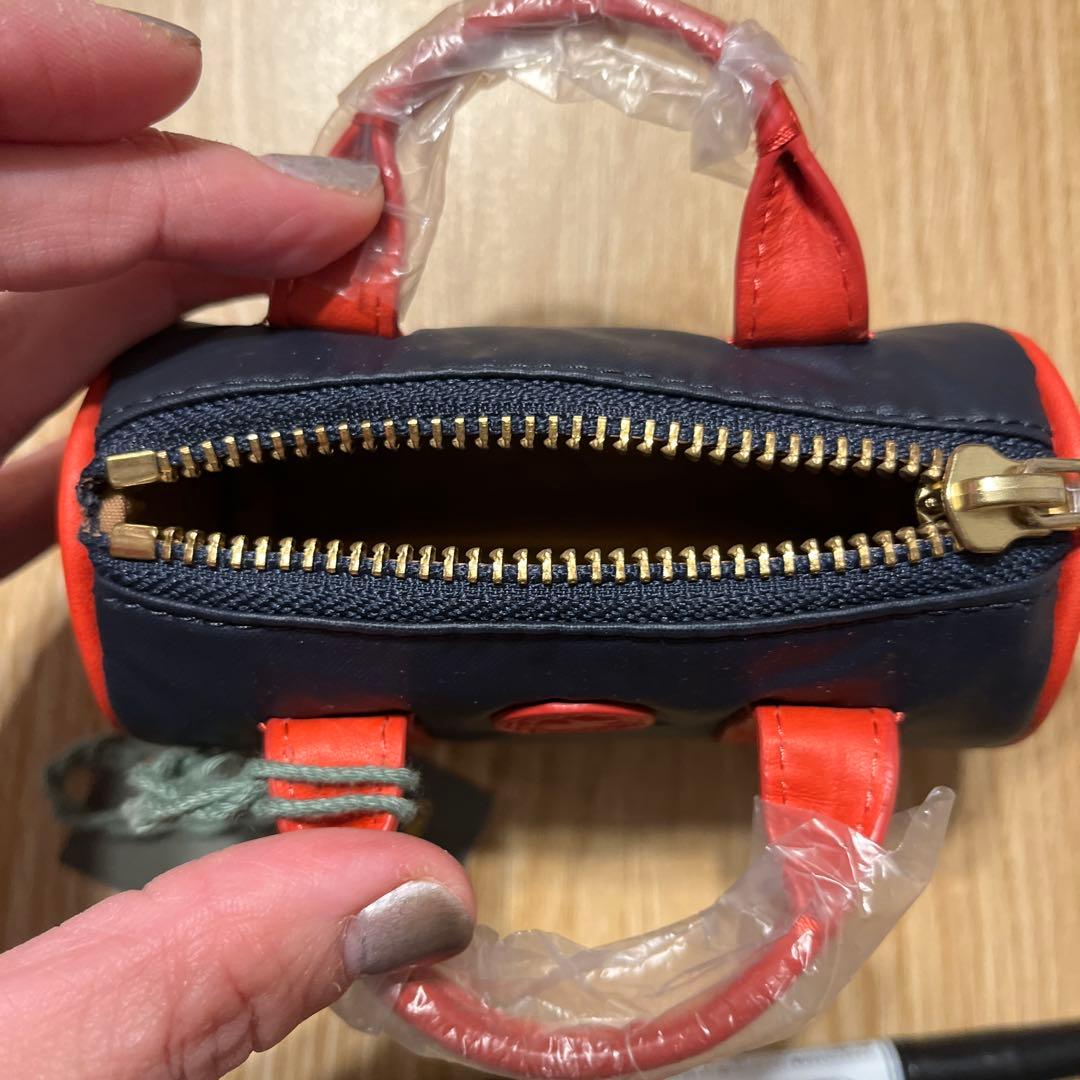 新品　未使用　ハンティングワールド　ノベルティ 小物入れ　ポーチ　クリスマス