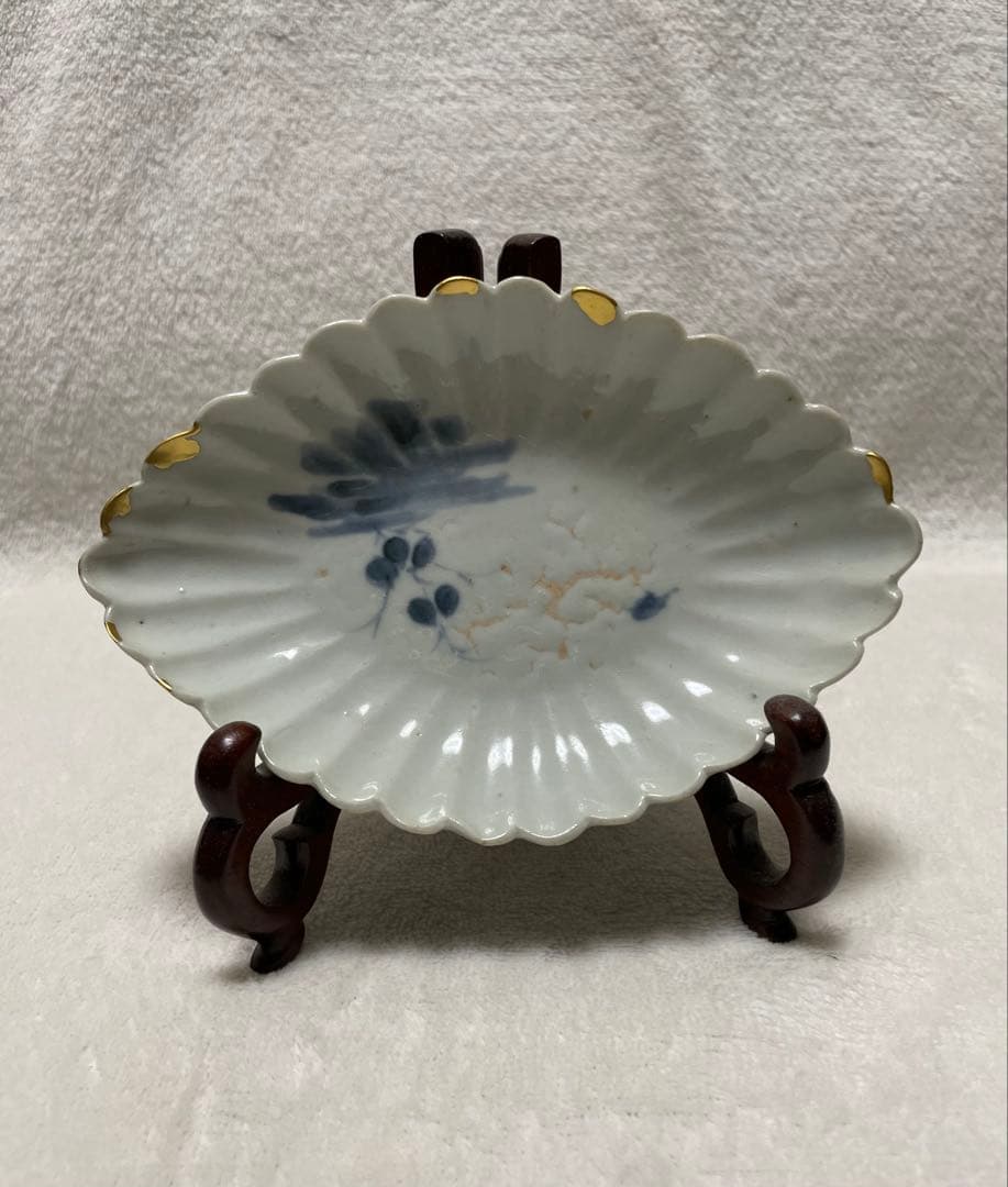 伊万里　染付山水文小皿 貝殻型菱皿