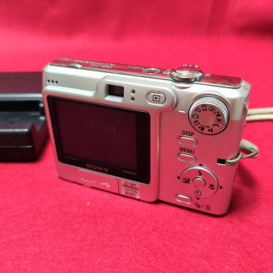 SONY Cyber-shot 7.2メガピクセル