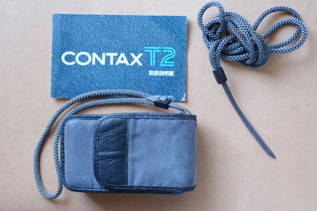 CONTAX T2 ケース、取説付