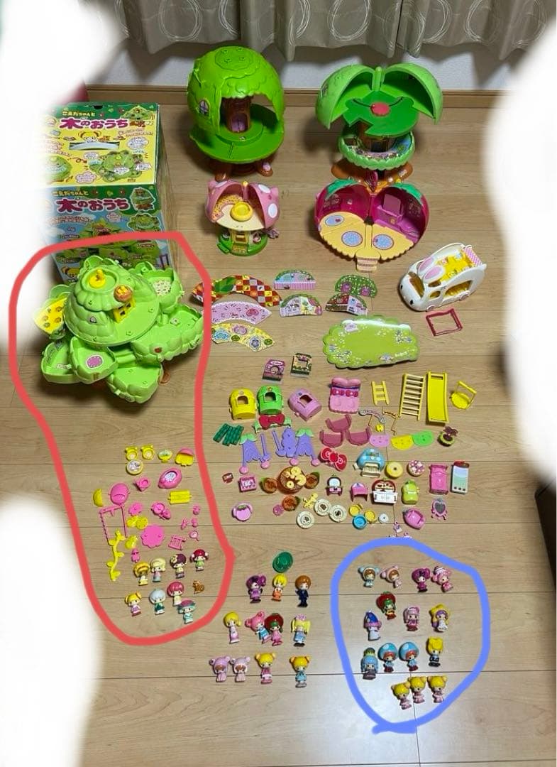 こえだちゃんお人形、木のお家、きのこのレストランのセット
