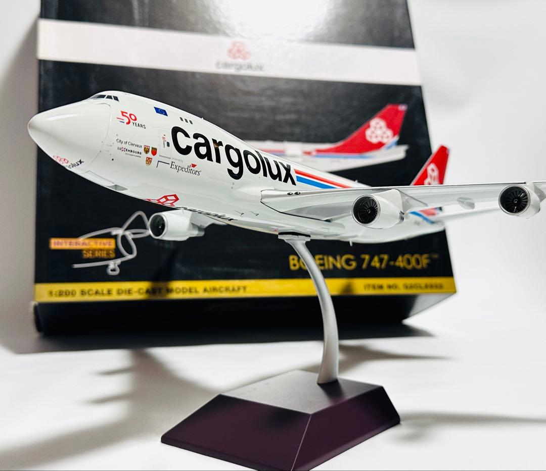 Gemini 1/200 B747-400F cargolux ドア開閉仕様